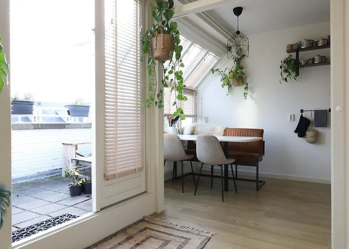 East-side Living Apartamento